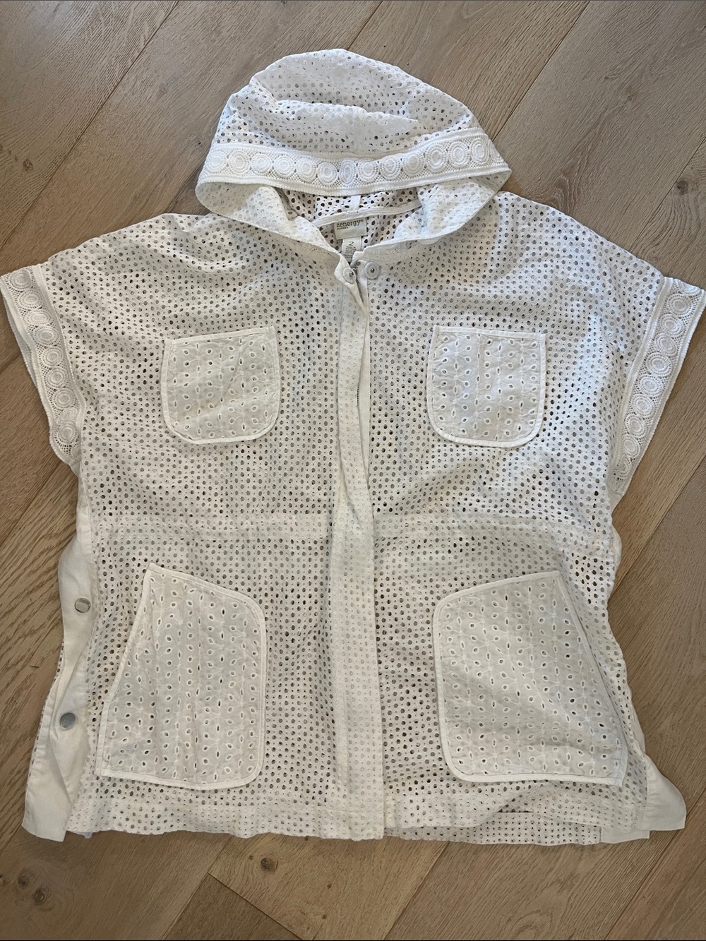 ZENERGY by Chico’s Women's White Eyelet Hooded Anorak - Lightweight Summer beach